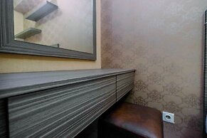 Strategic and Homey 1BR Kalibata City Apartment