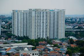 Relax 2BR Apartment at Pancoran Riverside