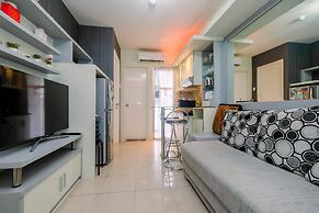 Modern and Cozy 2BR Apartment at Green Palace Kalibata