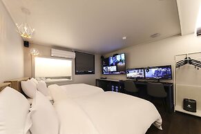 Ekklim Business Hotel