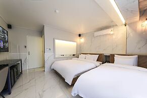 Ekklim Business Hotel