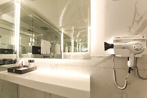 Ekklim Business Hotel