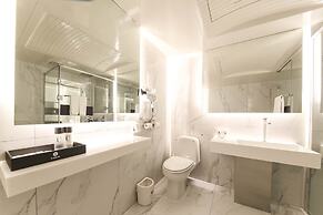 Ekklim Business Hotel