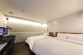 Ekklim Business Hotel