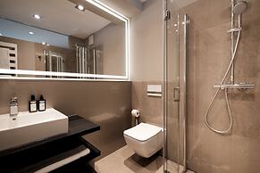 SAXX Hotel Theater Karree