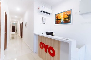 OYO 90090 Roselyn Inn 2
