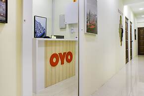 OYO 90090 Roselyn Inn 2