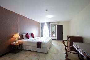 D-haus Ladprao Residence