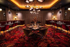 Circa Resort & Casino – Adults Only