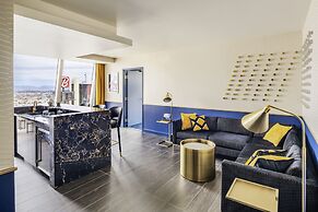 Circa Resort & Casino – Adults Only