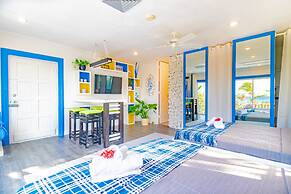 Panoramic Cottage at Love Beach - Pool