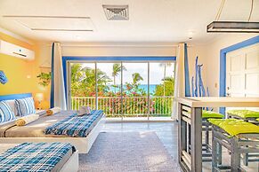 Panoramic Cottage at Love Beach - Pool
