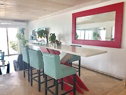 Caprice 7 Ocean Front Villa private Pool