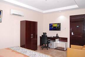Exclusive Serene Hotel