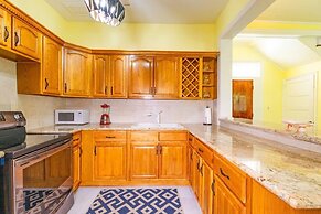 Blue Ocean Village House at Cable Beach