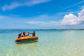 Blue Ocean Village House at Cable Beach