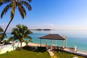 Blue Ocean Village House at Cable Beach