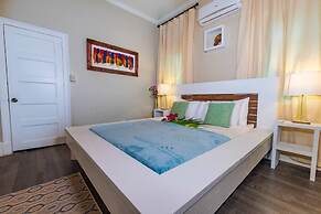 Blue Ocean Village House at Cable Beach