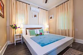 Blue Ocean Village House at Cable Beach