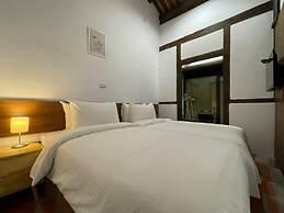 Guning Xiexinyuan Historical Inn