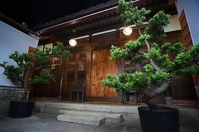 Guning Xiexinyuan Historical Inn