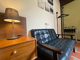 Guning Xiexinyuan Historical Inn