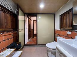 Guning Xiexinyuan Historical Inn