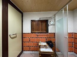 Guning Xiexinyuan Historical Inn