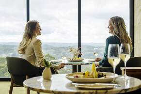 Sequoia Lodge - Adults Only