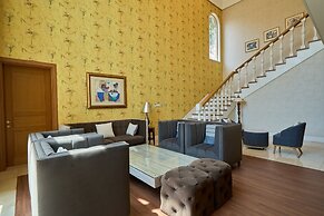 Crystal Valley CC - Golden Village