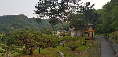 Crystal Valley CC - Golden Village