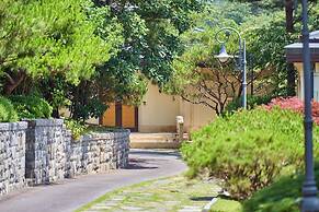 Crystal Valley CC - Golden Village