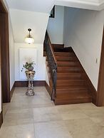 Crystal Valley CC - Golden Village