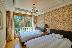 Crystal Valley CC - Golden Village