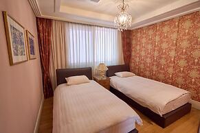 Crystal Valley CC - Golden Village