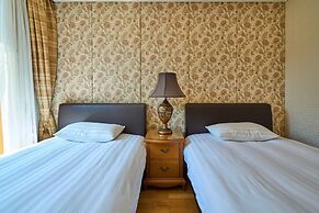 Crystal Valley CC - Golden Village