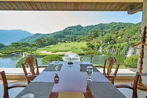 Crystal Valley CC - Golden Village