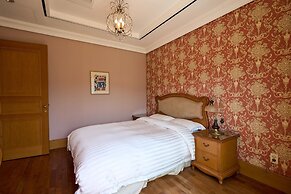 Crystal Valley CC - Golden Village