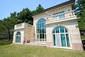 Crystal Valley CC - Golden Village