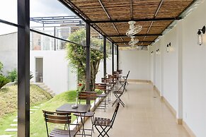 Paradise Cu Chi Hotel