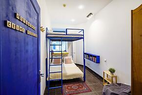 BookCase Hostel