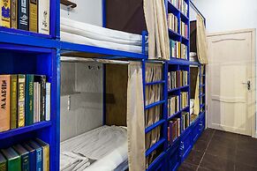 BookCase Hostel