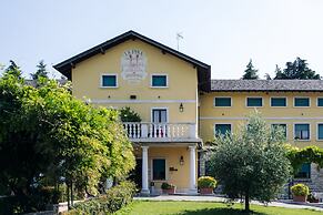 Hotel La Pina