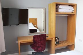 Park Hotel & Apartments