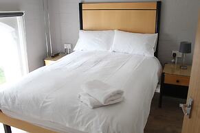 Park Hotel & Apartments