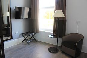 Park Hotel & Apartments