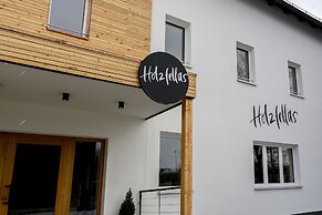 Holzfellas Hotel & Restaurant