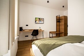 Holzfellas Hotel & Restaurant