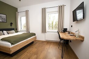Holzfellas Hotel & Restaurant