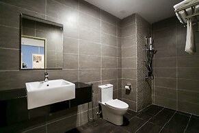 Aurora Pavilion Bukit Jalil by Ody Suites